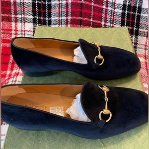Fabric upper & leather sole softy velvet